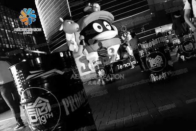 腾讯19周年庆，快乐家族充气造型 04.jpg